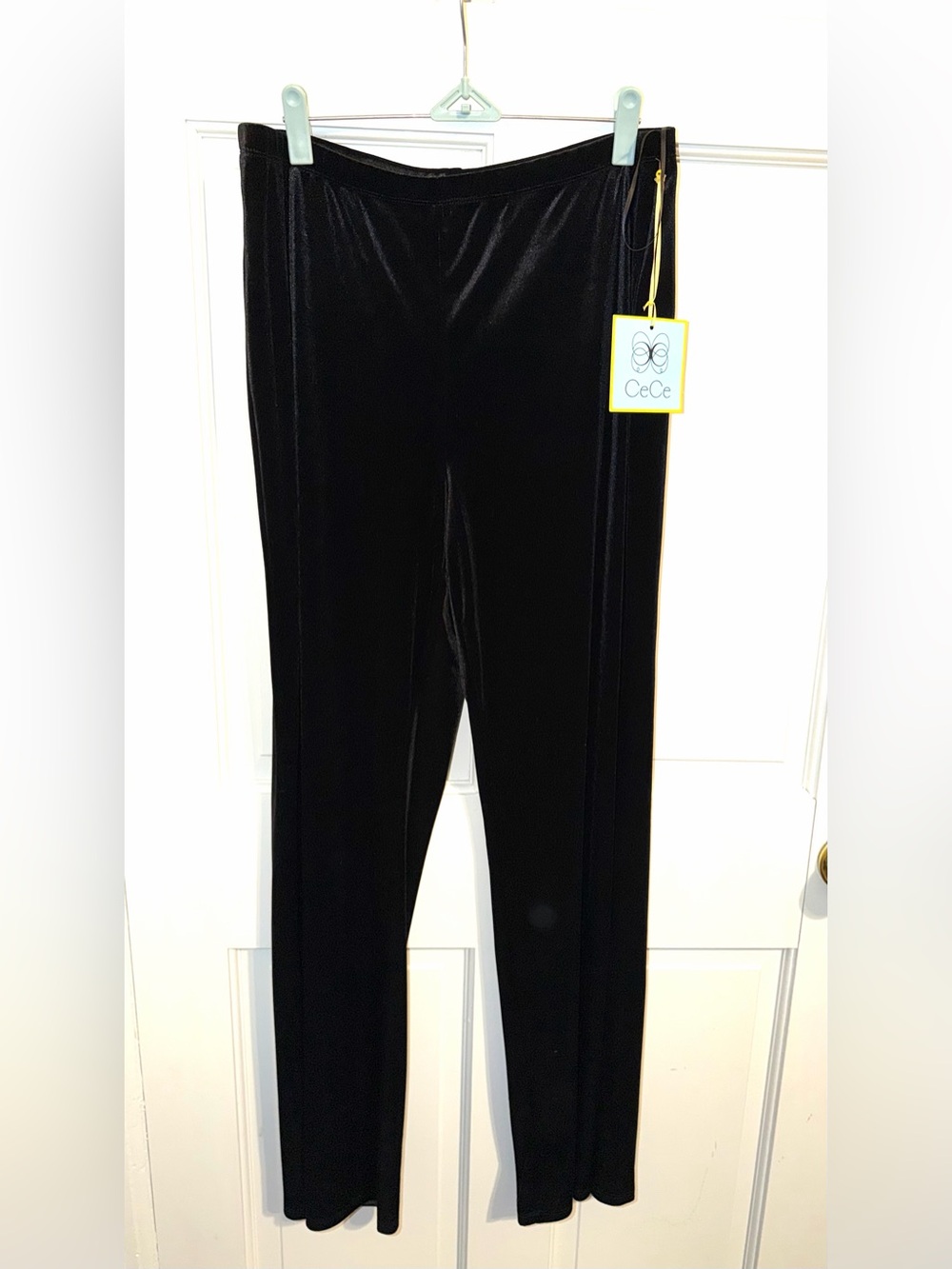 CeCe women’s Black Velvet pants